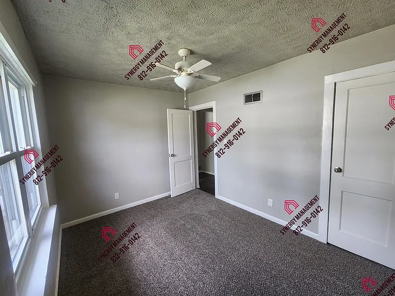 2051 Covert Ave #B — Photo 7
