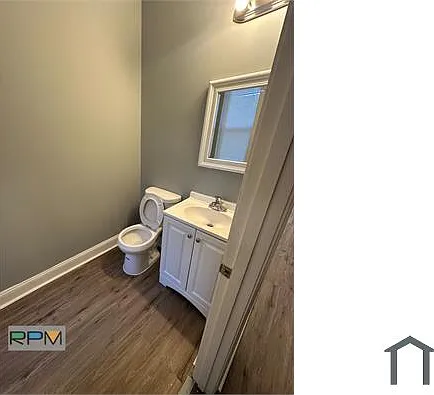3 bed, $2,000 — Photo 3