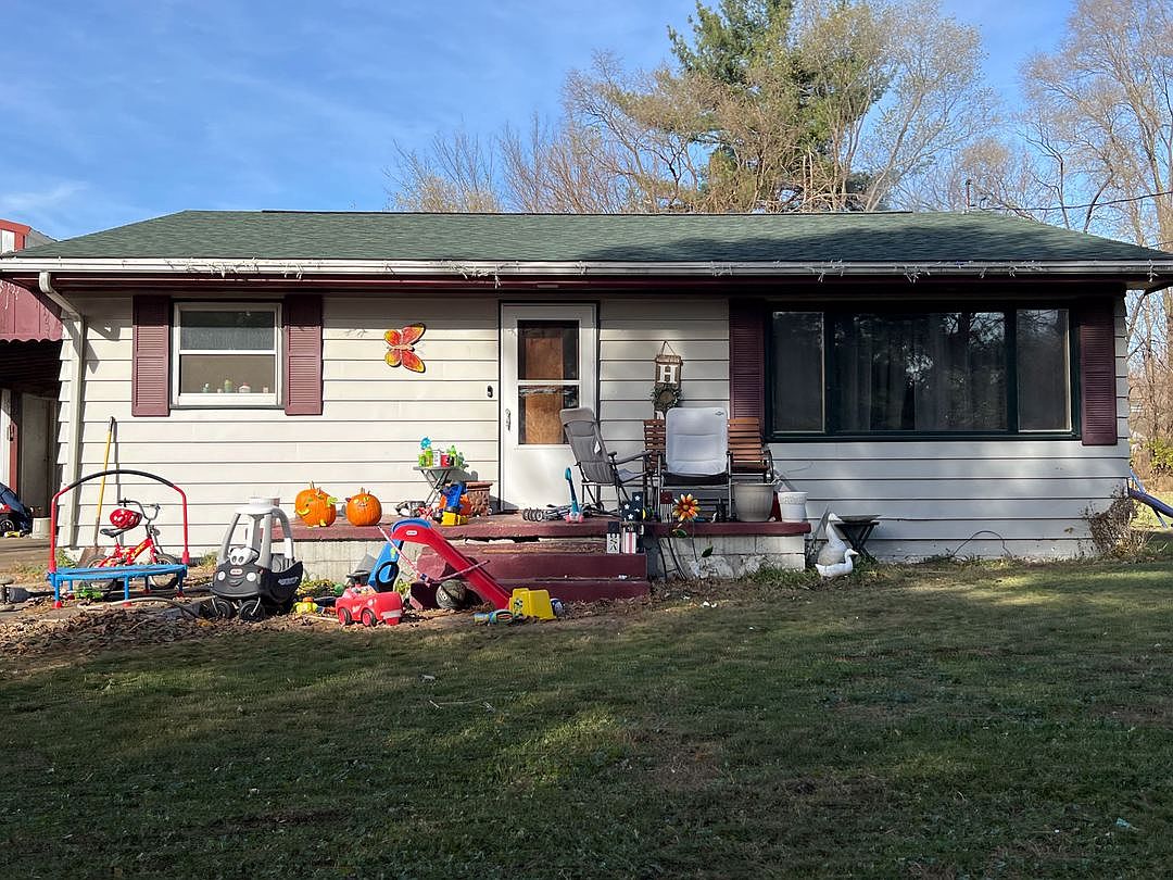 137 S McArthur Dr A, North Pekin, IL 61554 Zillow