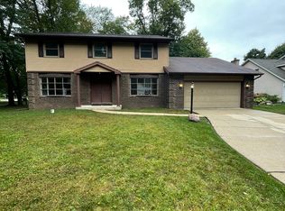 51087 Pembroke Ct, Granger, IN 46530