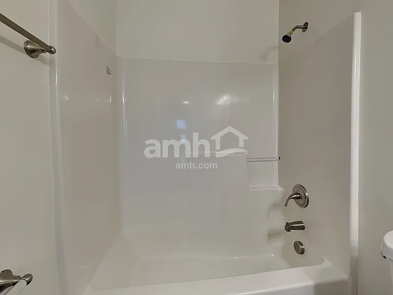 369 Collinsworth Dr — Photo 15