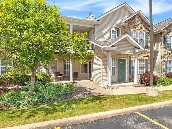 14943 Lenox Dr #523, Strongsville, OH 44136
