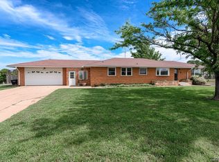 5764 W Cloud St, Salina, KS 67401