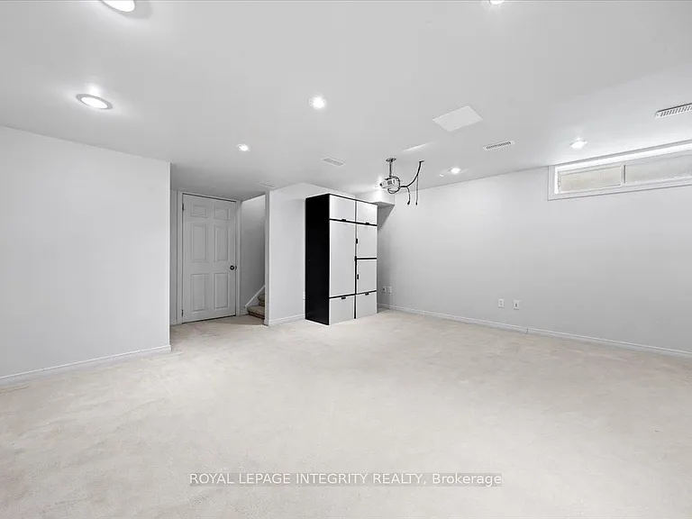 120 Grovemont Dr — Photo 34