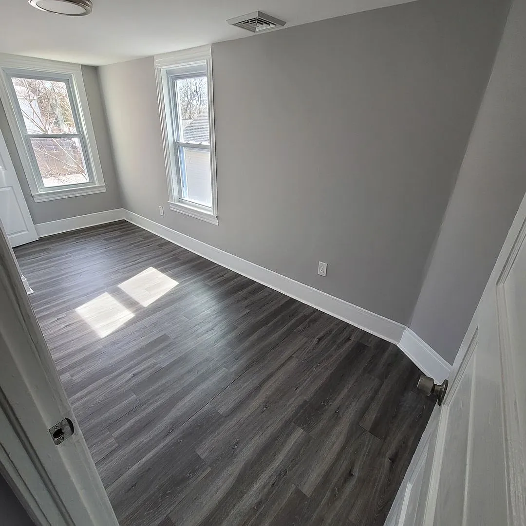 Newly Renovated 3 bedroom, 1.5 Bath House-Ready for move in! — Photo 3