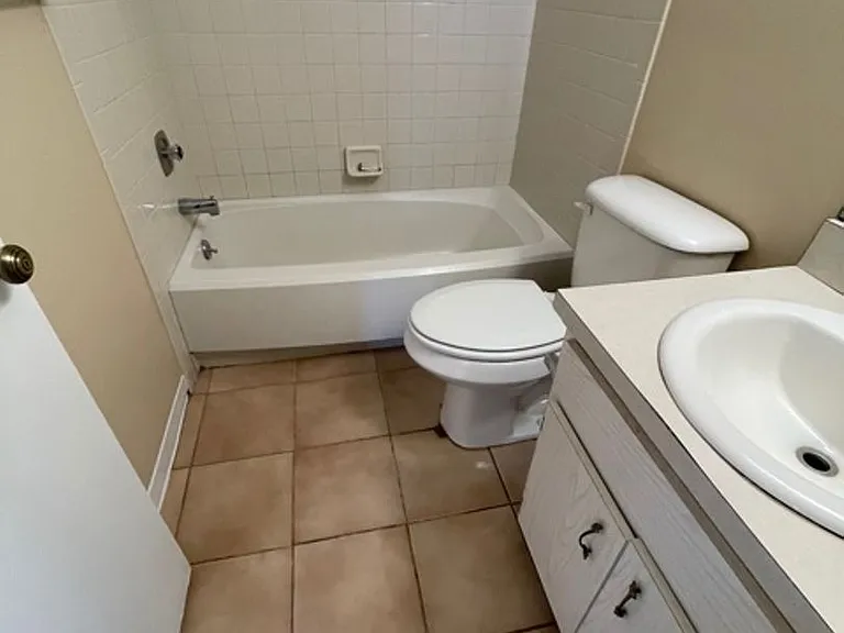 5408 Mariner Blvd — Photo 11
