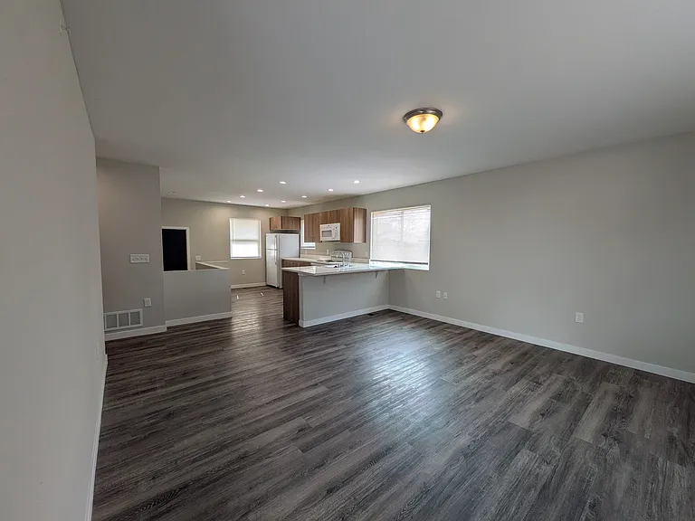 65 S 18th Ave #A — Photo 1