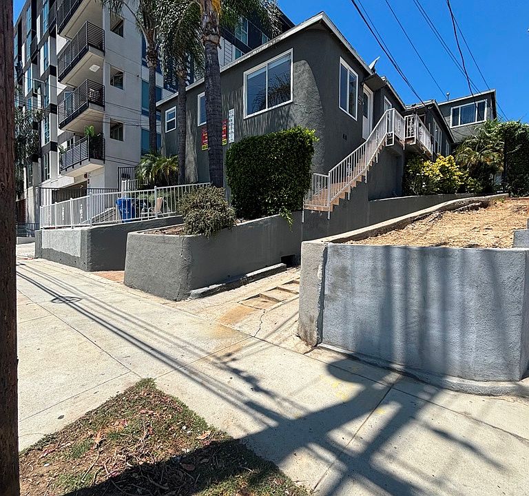 1st image of 414 Firmin St
