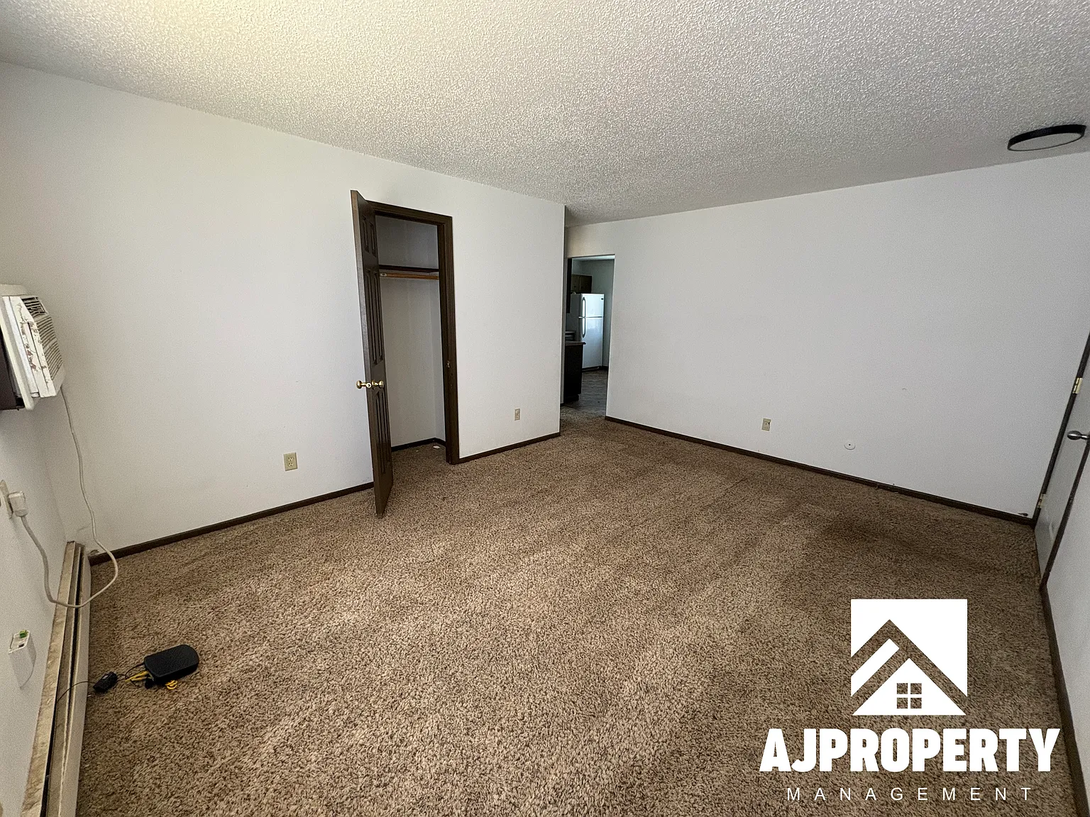 2 bed, 900 sqft, $795 — Photo 3