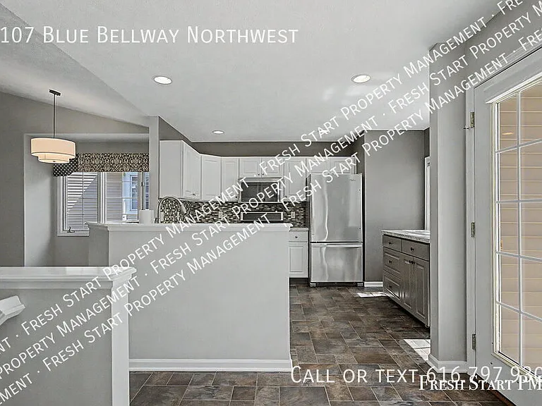 2107 Blue Bellway NW — Photo 4