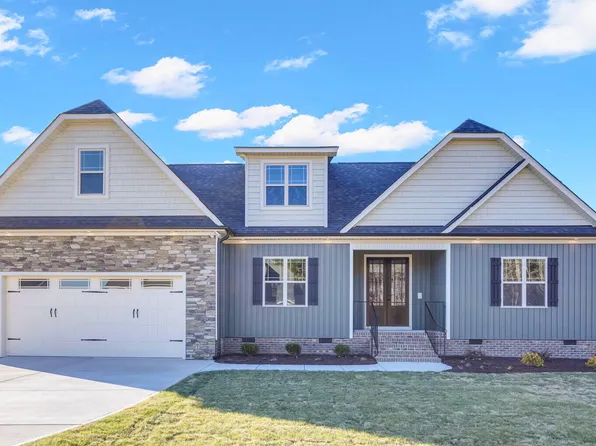 208 Freedom Ridge Dr, Smithfield, NC 27577