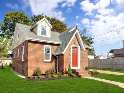 1 Yoakum Avenue, Farmingdale, NY, 11735