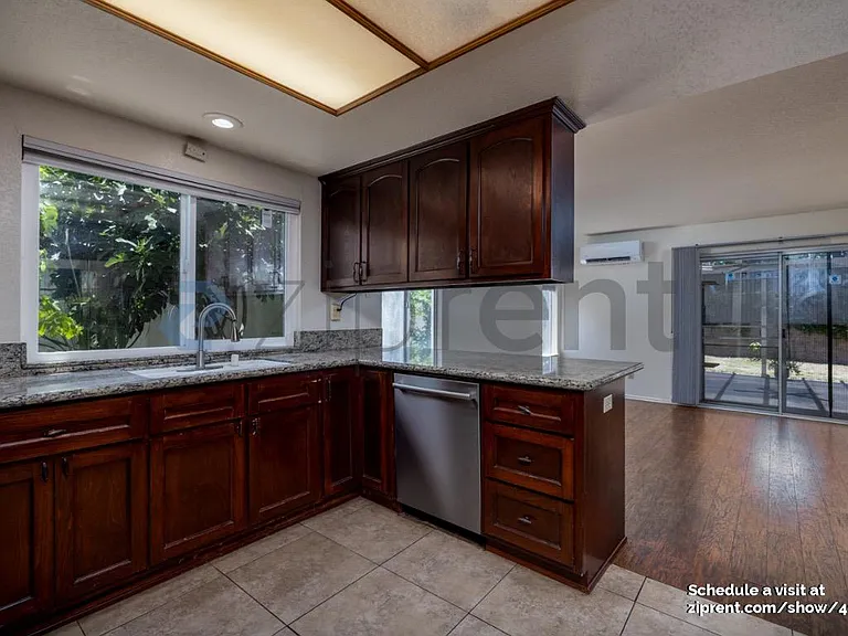 11358 Havstad Dr — Photo 10