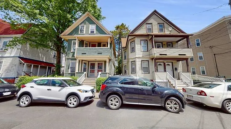 5 bed, $6,500 — Photo 1