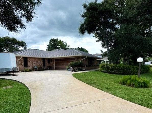 156 Live Oak Ct