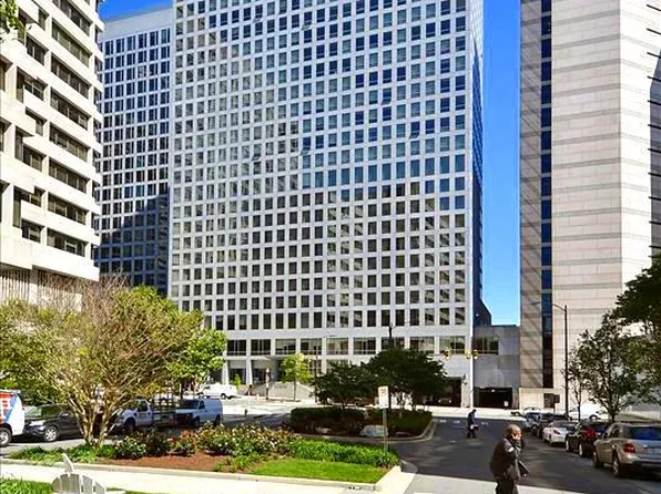 1111 19th St N APT 2103, Arlington, VA 22209