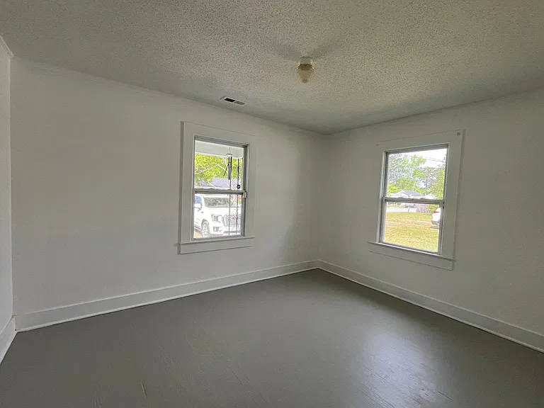 206 Richlands Ave — Photo 6