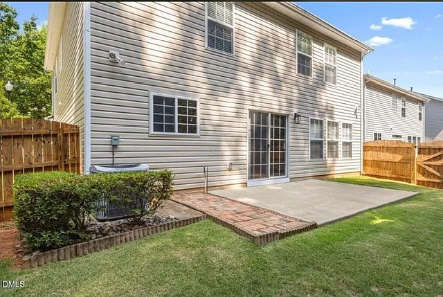 321 Apple Drupe Way — Photo 5