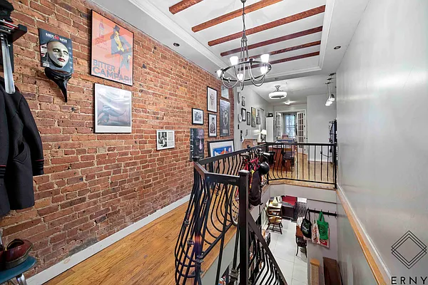 Rented by ERNY LLC | media 14