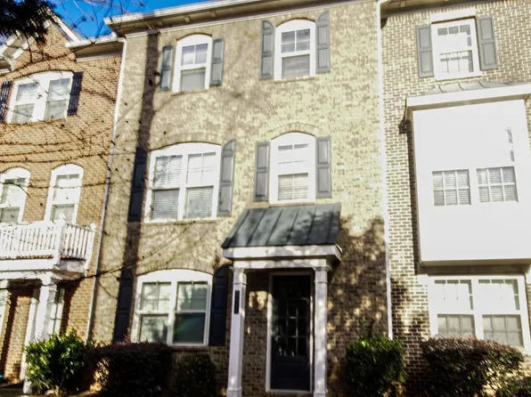 2444 Tenor Ln, Alpharetta, GA 30009