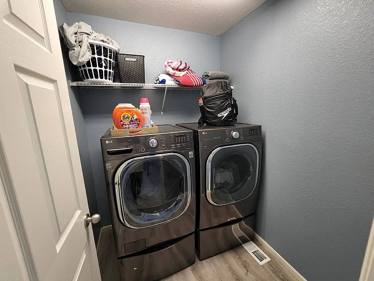 7114 Laurel Cherry Ct — Photo 12