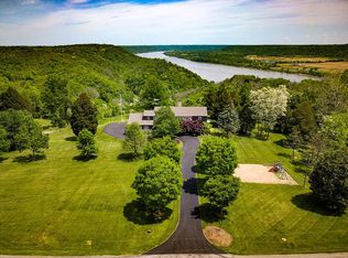 81 S Cedar Cliff Dr, Madison, IN 47250