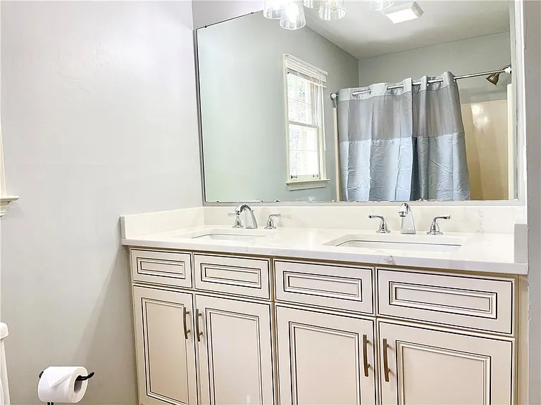 1721 Emerson Ct — Photo 28