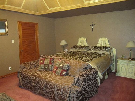 4th image of 358 Creekbend Dr