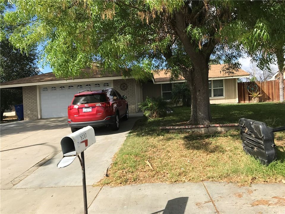 2nd image of 9207 Delano Dr