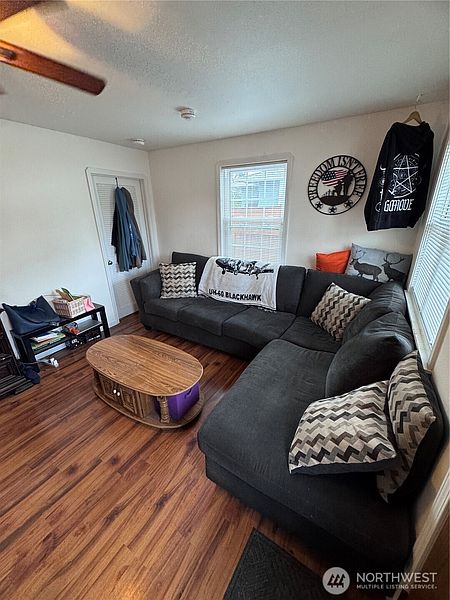 3rd image of 901 113th Street S