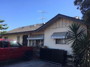 718 S 1st St, Kerman, CA 93630