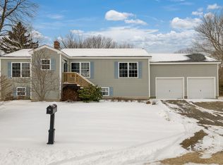 4 5th Ave, York, ME 03909