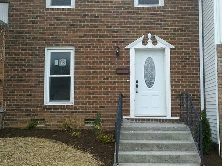 309 Fairfax Rd — Photo 2