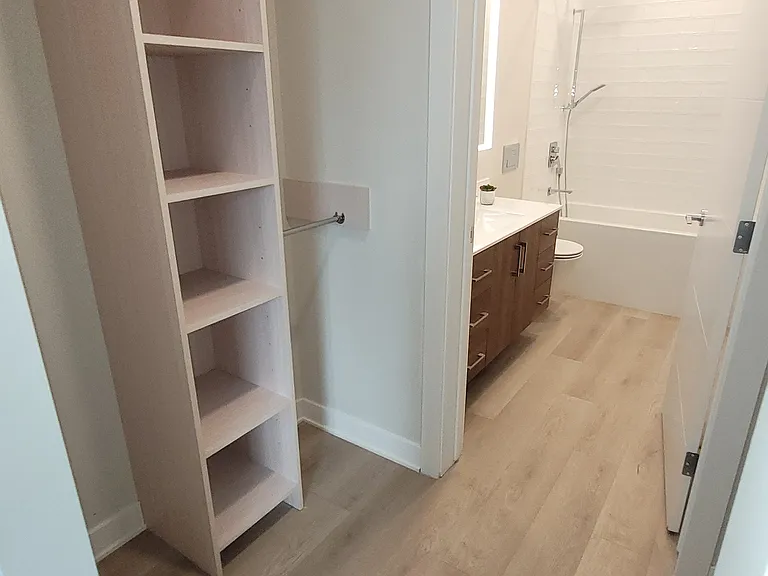 4030 University Ave NW — Photo 93