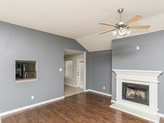 4th image of 1217 Crooked Creek Ct