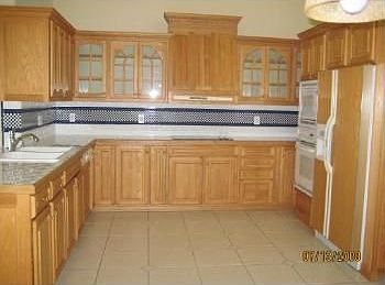 2nd image of 3175 Canterbury Dr