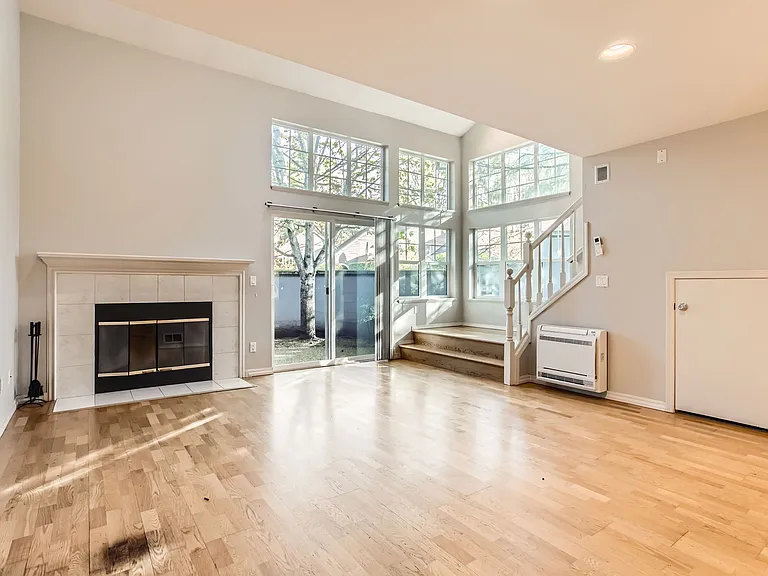 9603 NW Miller Hill Dr — Photo 9