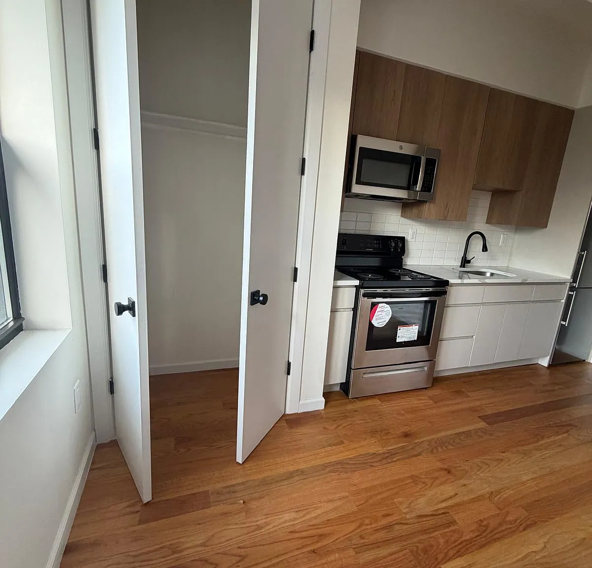 Studio, $2,495 — Photo 3