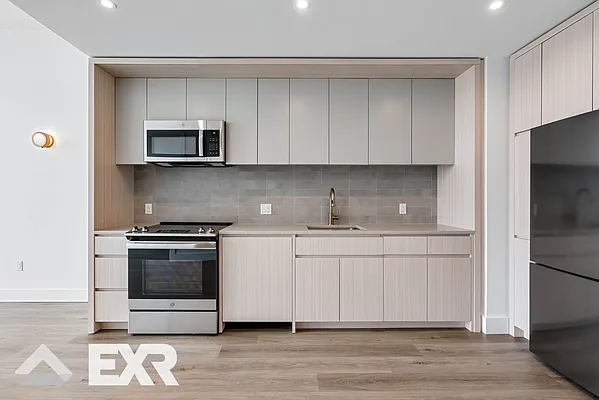 Rented by EXR | media 19