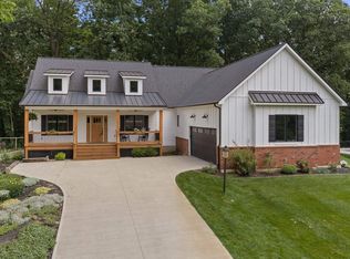 56070 Dana Dr, Bristol, IN 46507