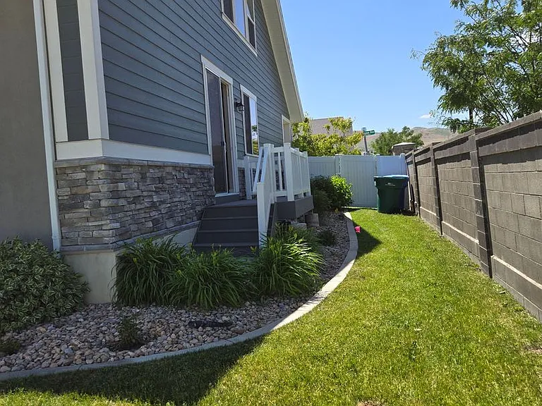2422 N Penstemon Way — Photo 31