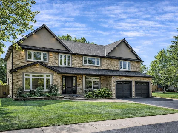 2068 Mississauga Rd, Mississauga, ON L5H 2K6