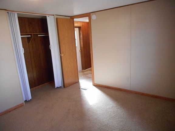 4th image of 114 Carriage Ln