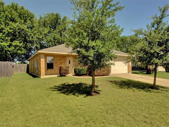 131 Easy St, Hutto, TX 78634