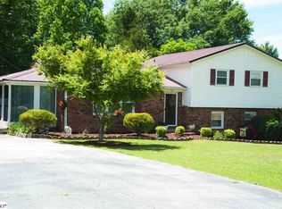 102 Rockmont Rd, Easley, SC 29640