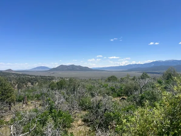 111 Cerro Montoso Rd, Taos, NM 87571