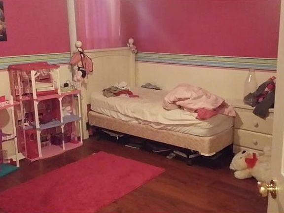 4th image of 2809 Baywood Ln