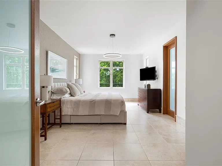 500 Plantation Village Dr #3-208 — Photo 26