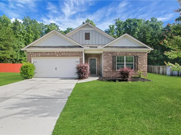 697 Scotland Dr, Dallas, GA 30132