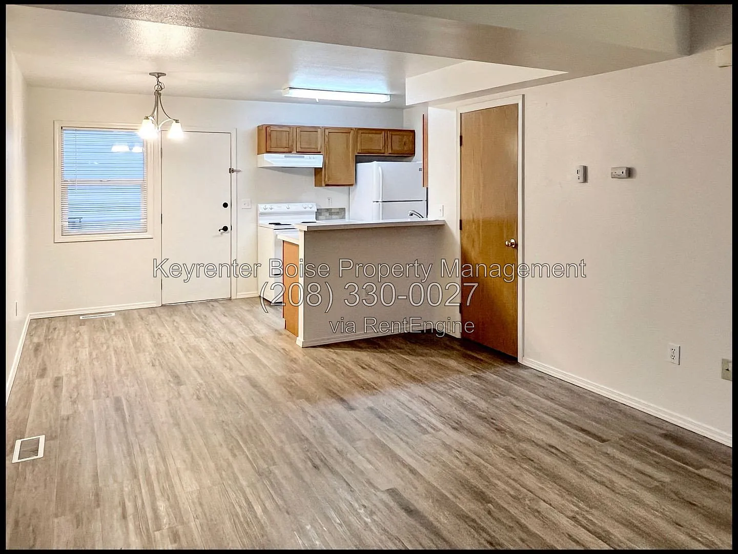 2 bed, 1.0 bath, 847 sqft, $1,350 — Photo 2